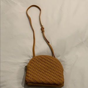 Kelvin Woven Crossbody